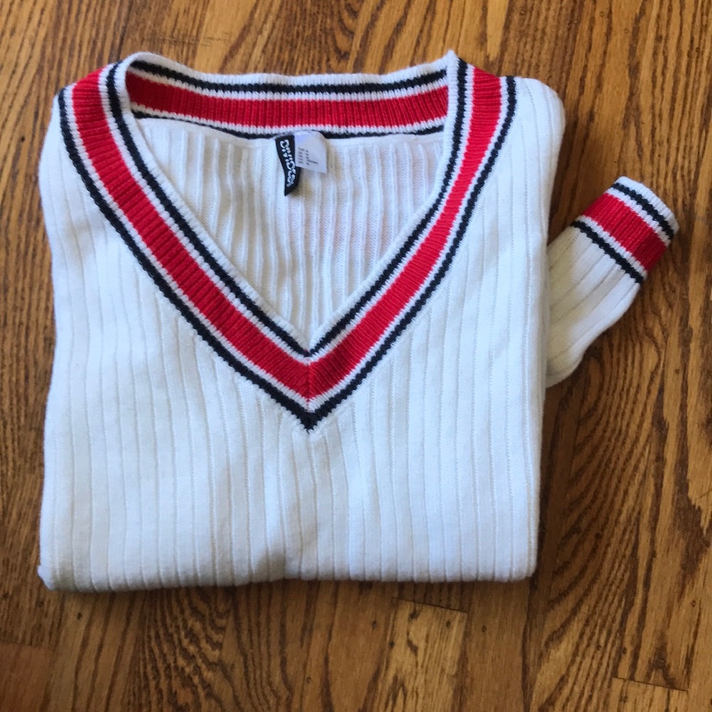 COPY - H&M DIVIDED preppy sweater